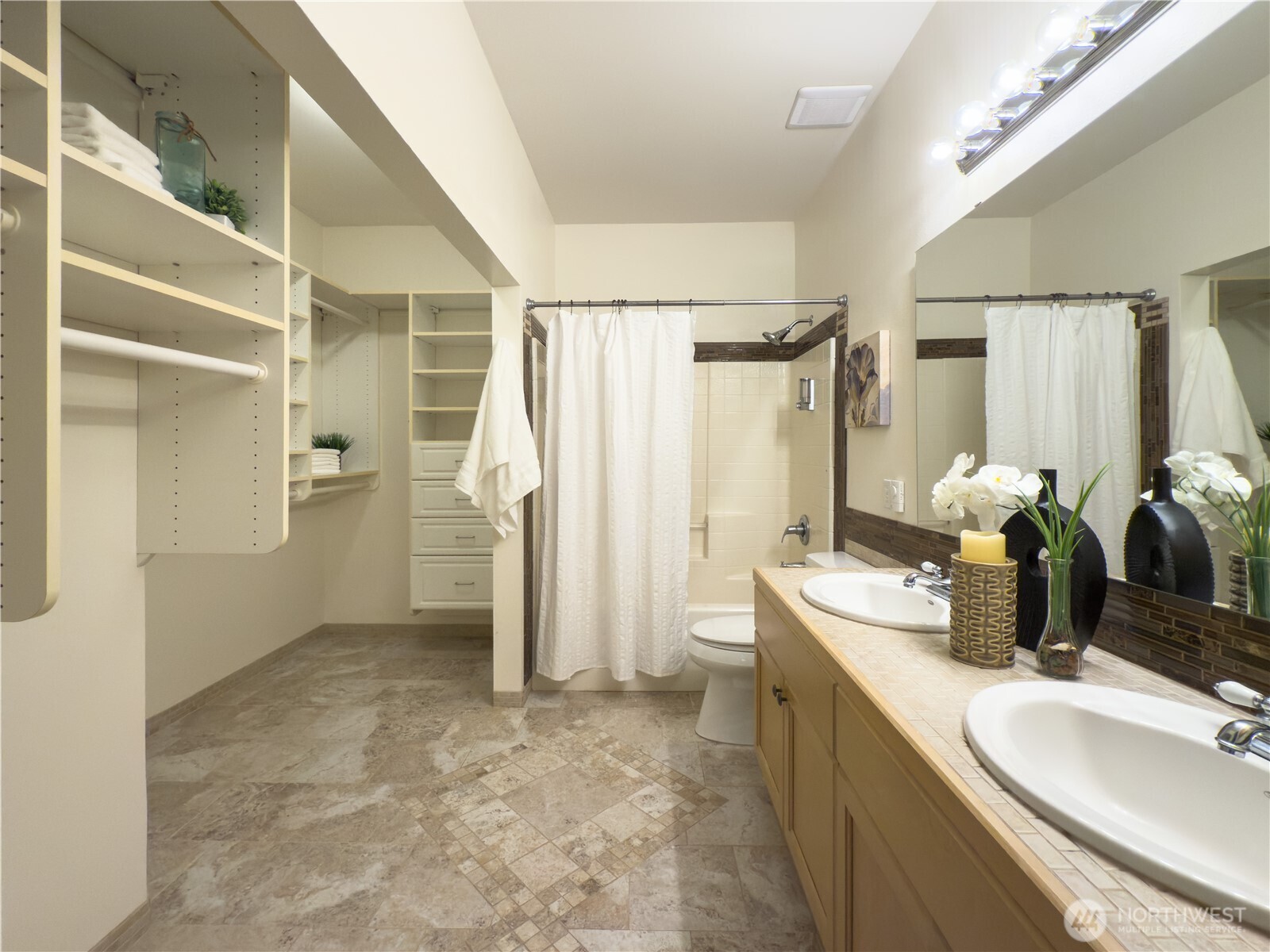 4196 248th Court SE Unit: 62