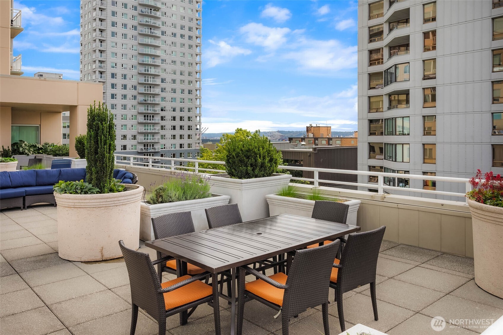 2600 2nd Avenue Unit: 2002