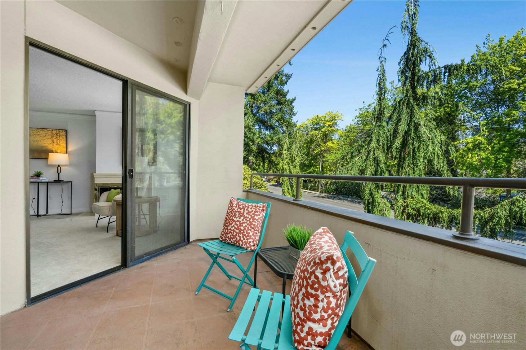 401 100th Avenue NE Unit: 208