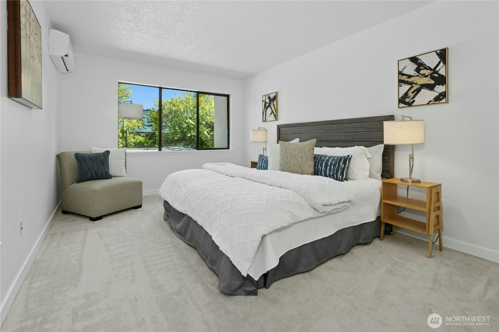 401 100th Avenue NE Unit: 208