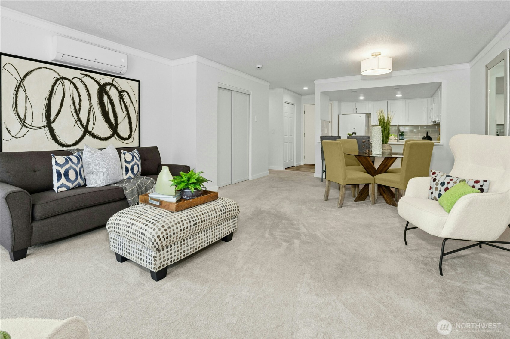 401 100th Avenue NE Unit: 208