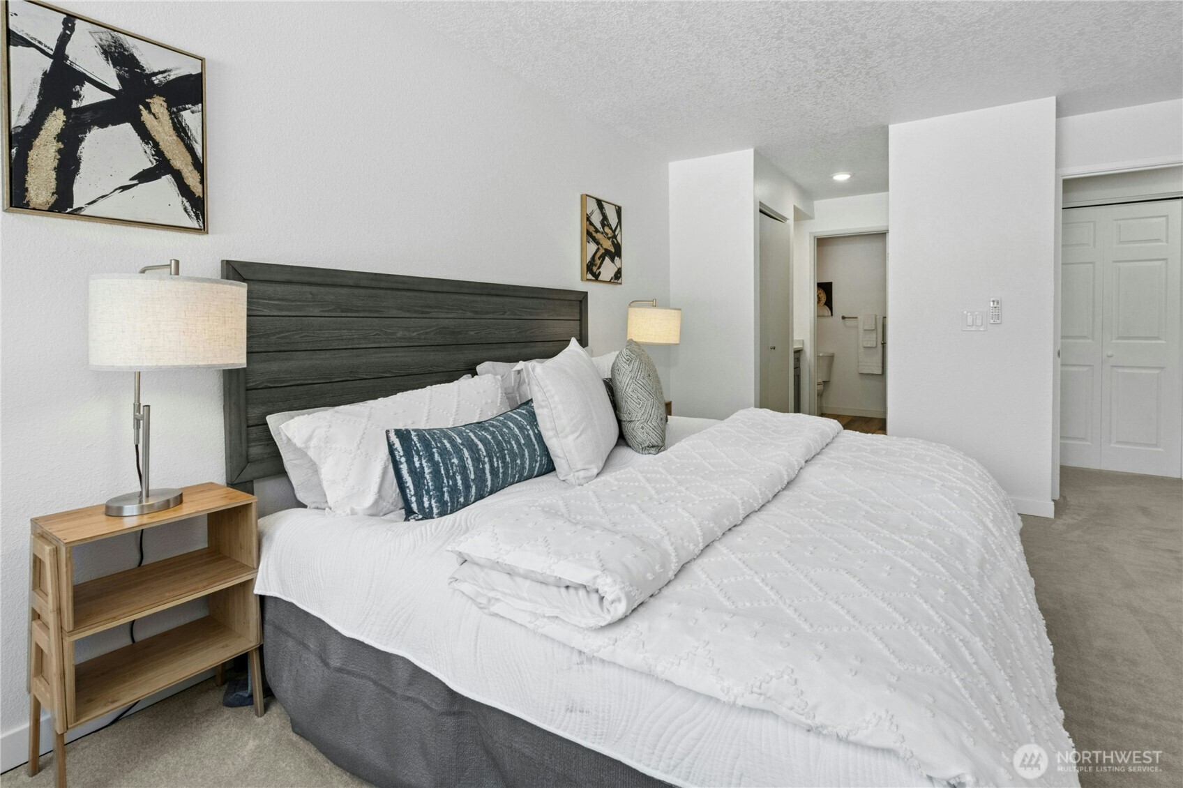 401 100th Avenue NE Unit: 208