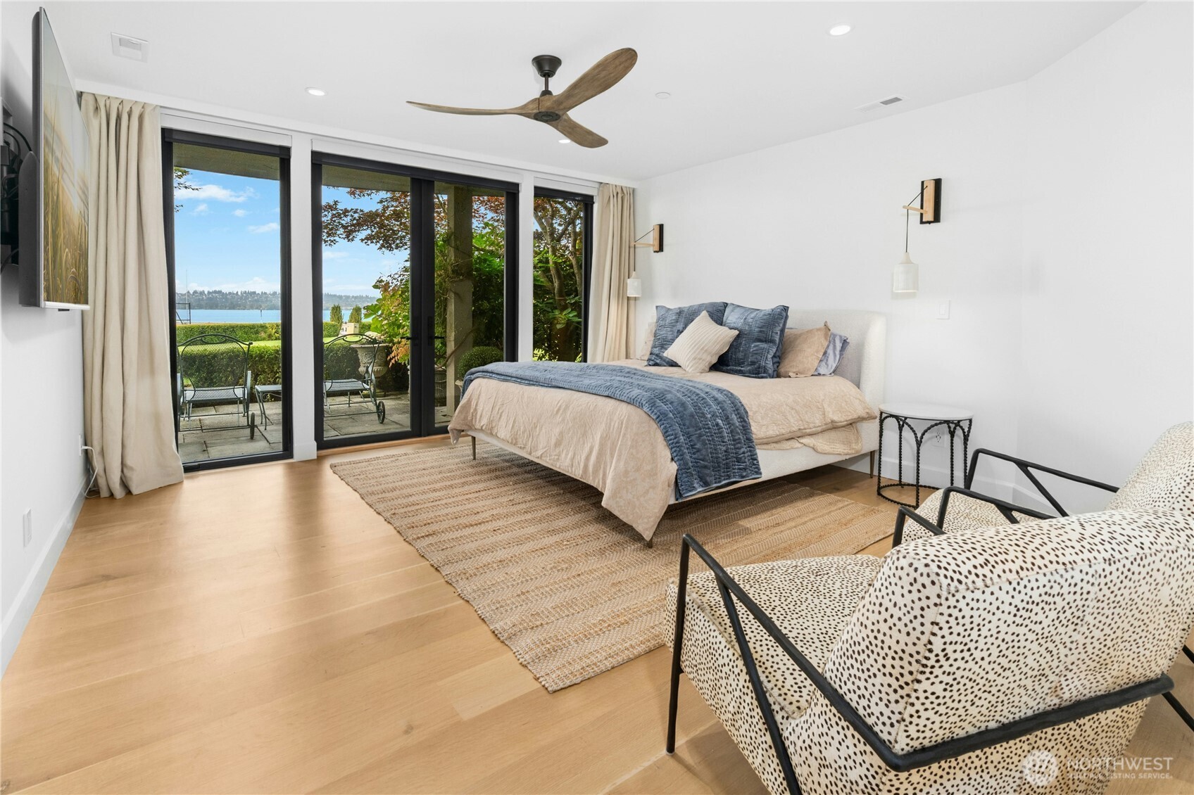 111 Lake Avenue W Unit: 102