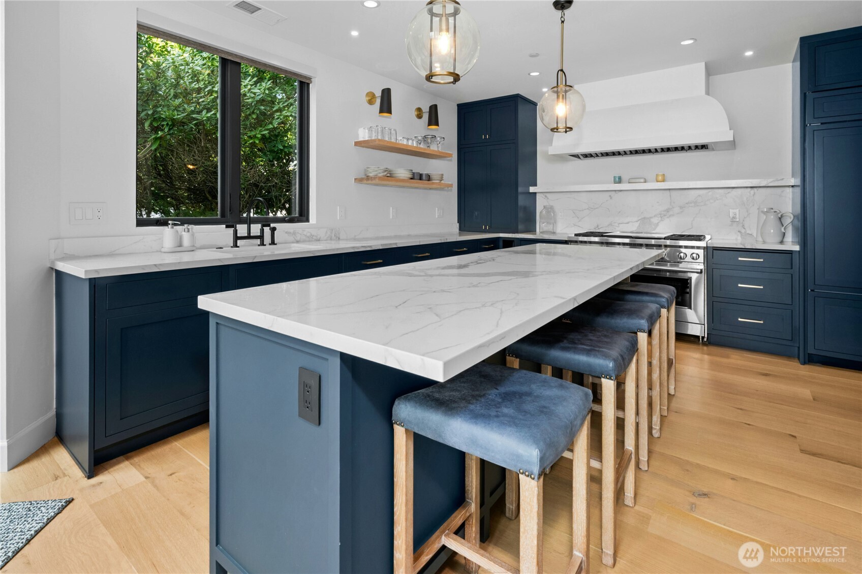 111 Lake Avenue W Unit: 102