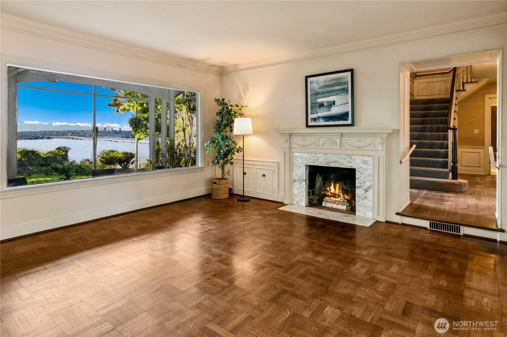 2425 Evergreen Point Road