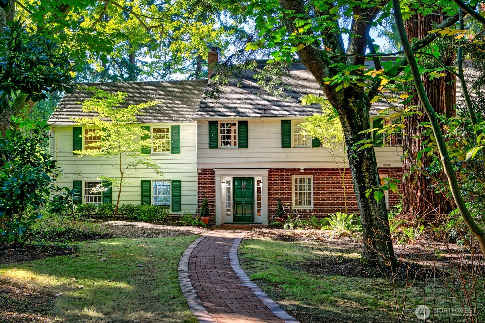 2425 Evergreen Point Road