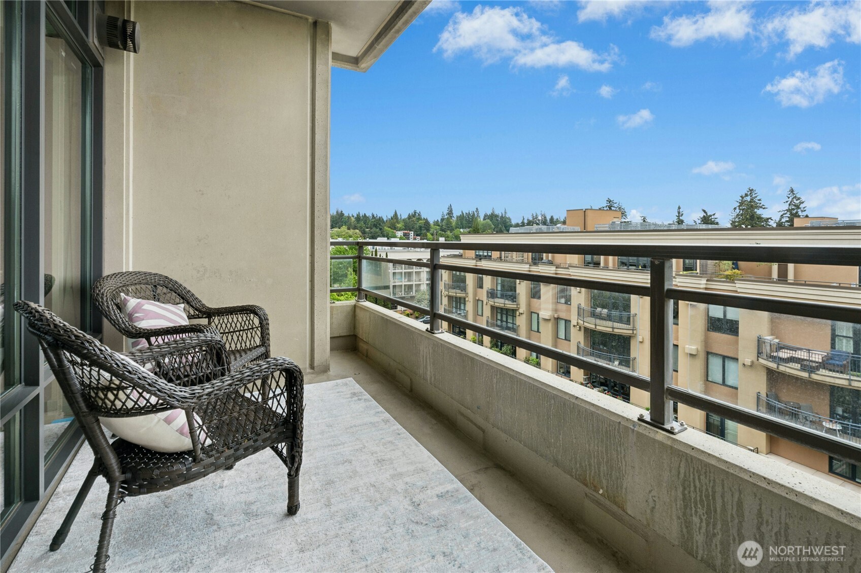 10000 Main Street Unit: 507