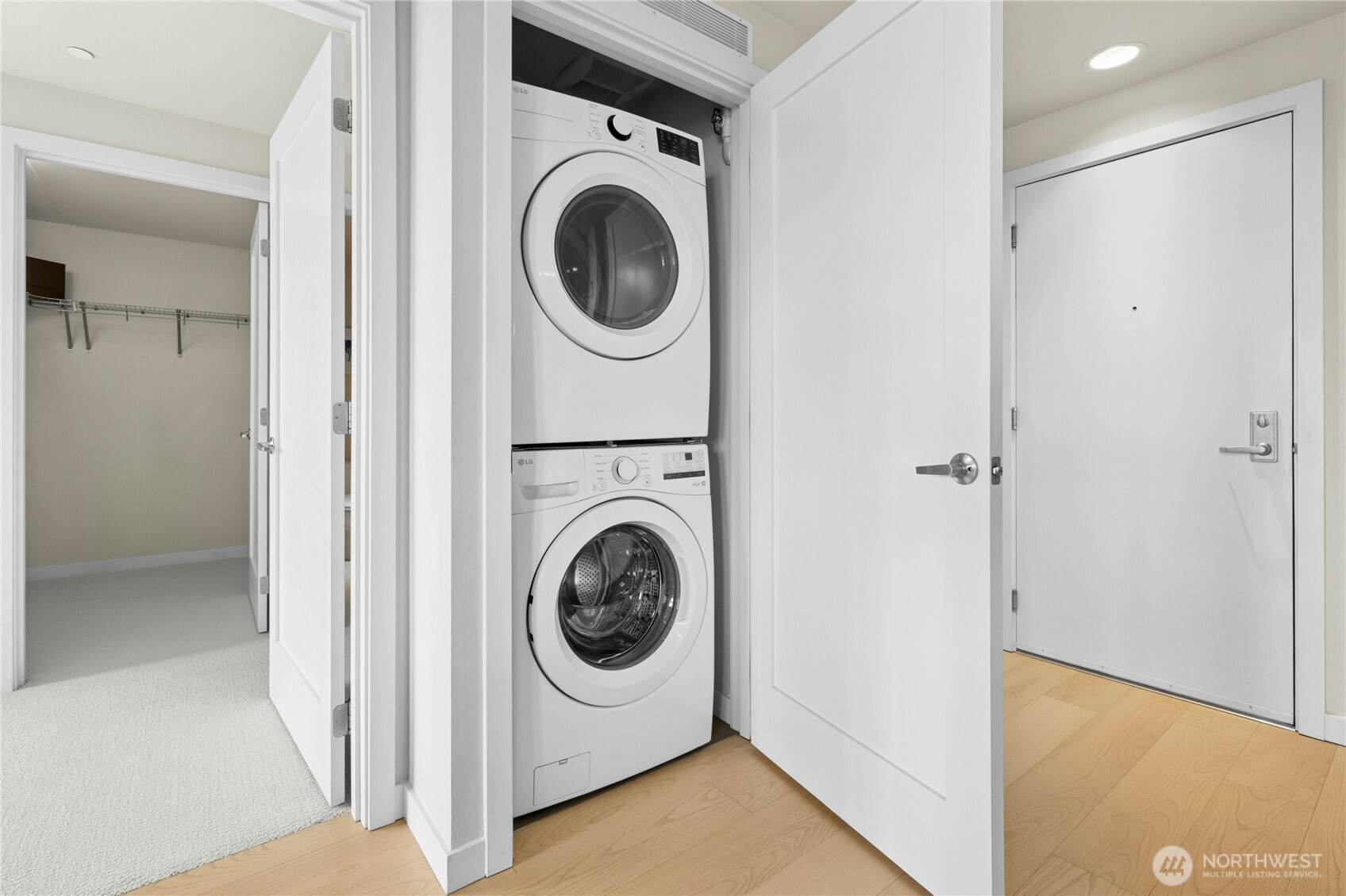 10000 Main Street Unit: 507