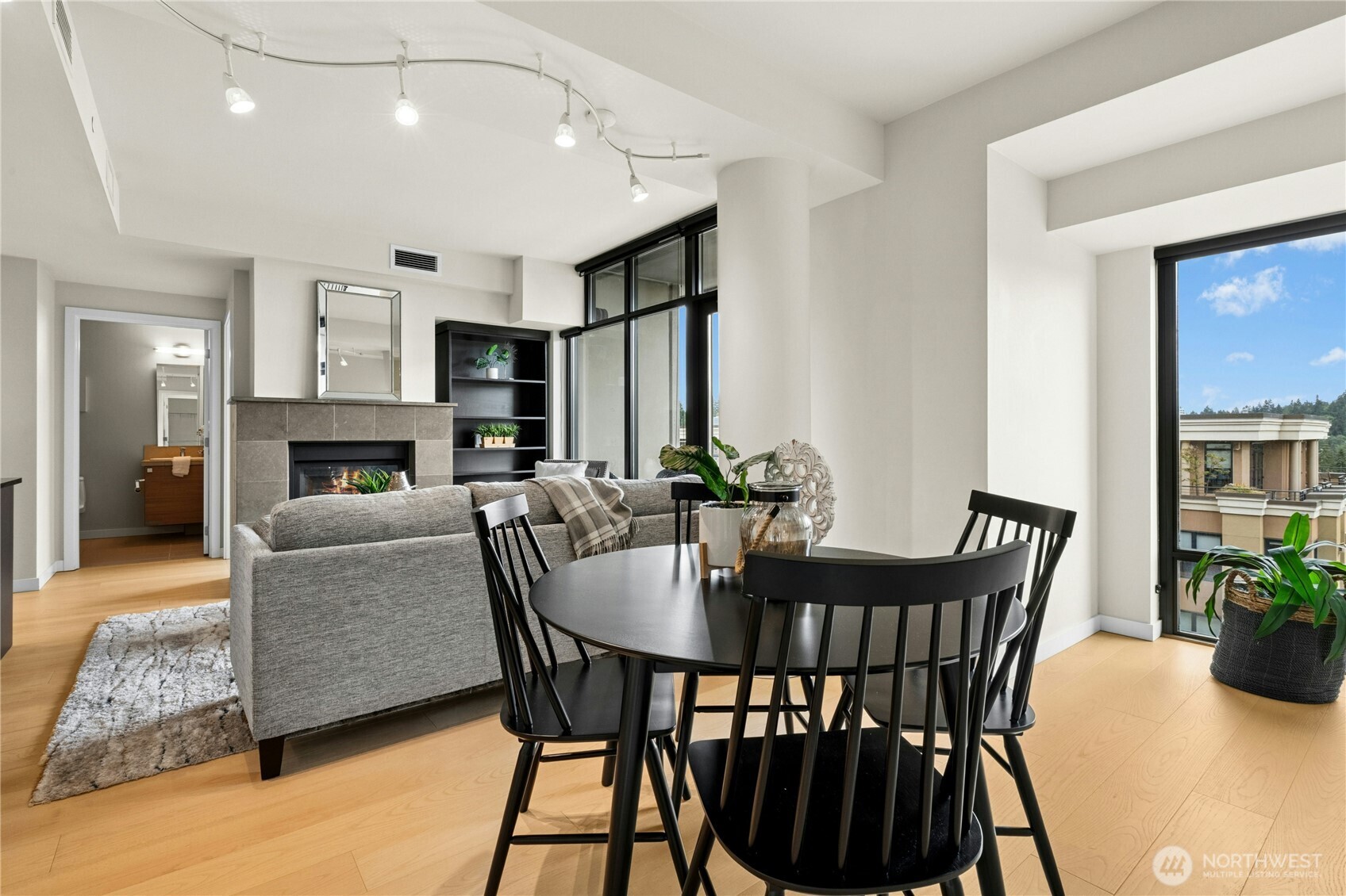 10000 Main Street Unit: 507