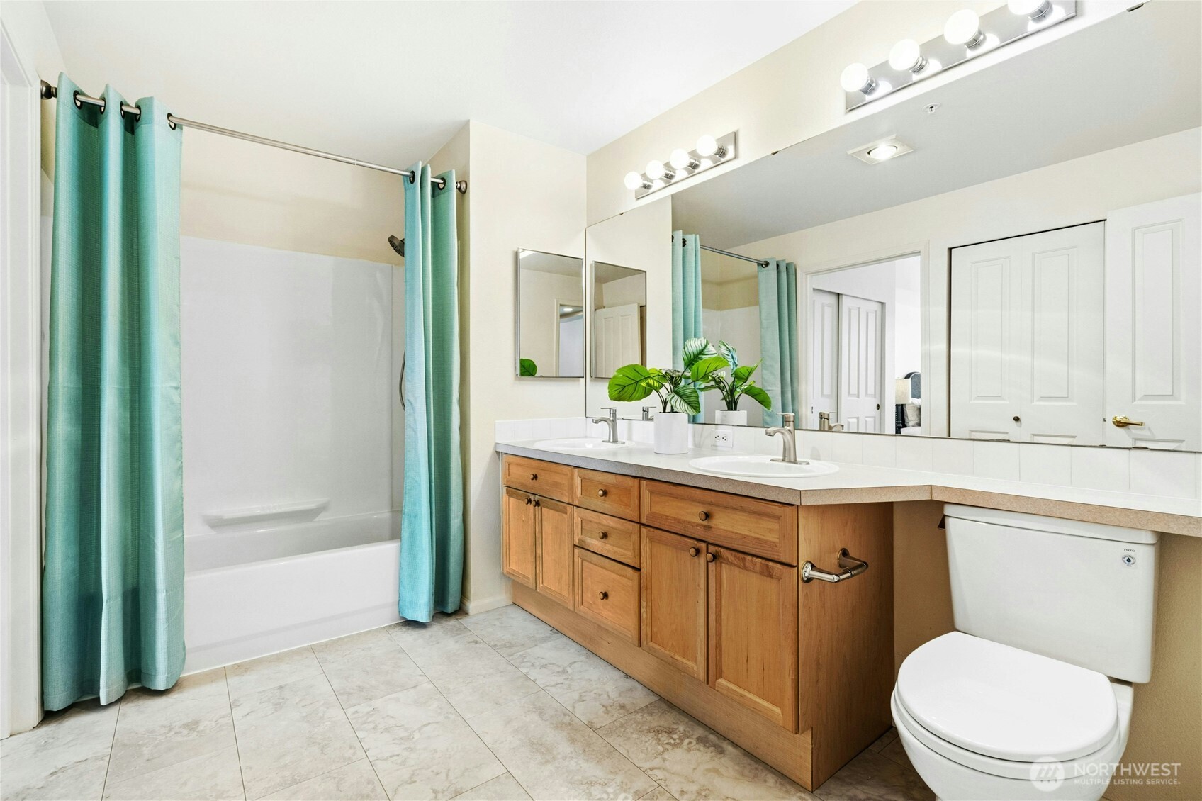 2244 132nd Avenue SE Unit: B208