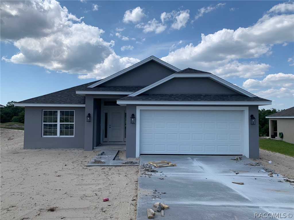 409 W Twisted Oaks Drive