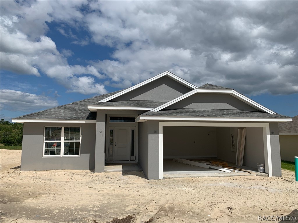 409 W Twisted Oaks Drive