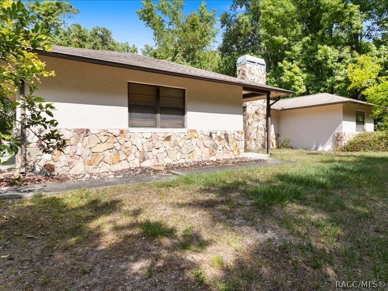778 N Michael Brunn Point