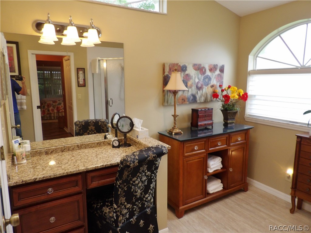 5989 W Douneray Loop