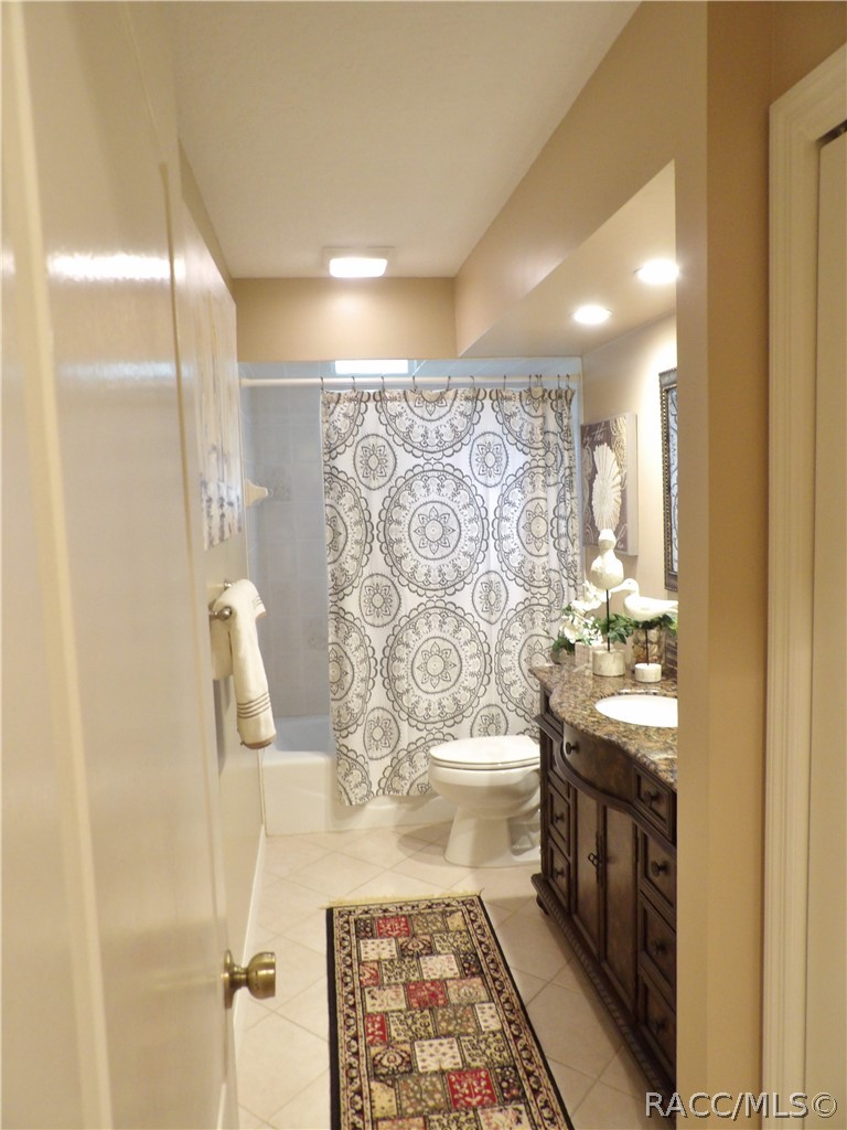 5989 W Douneray Loop