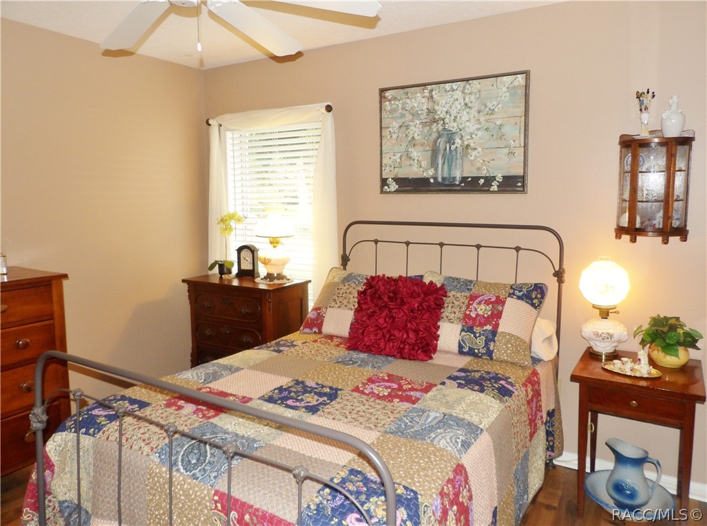 5989 W Douneray Loop