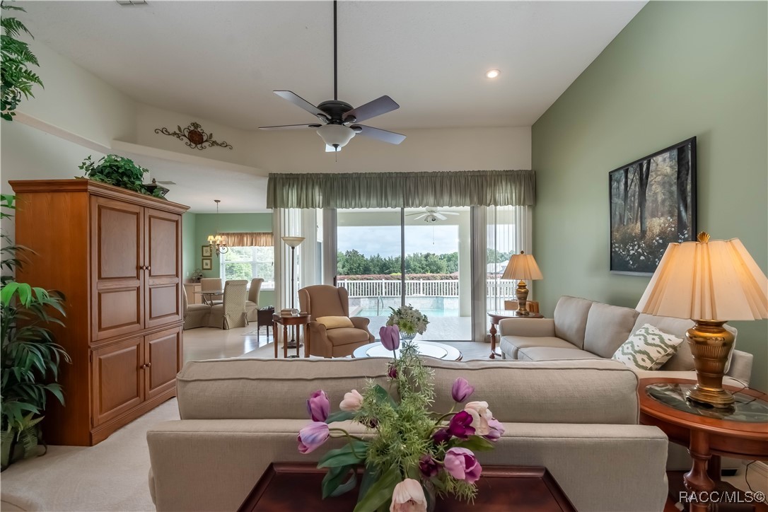61 E Falconry Court