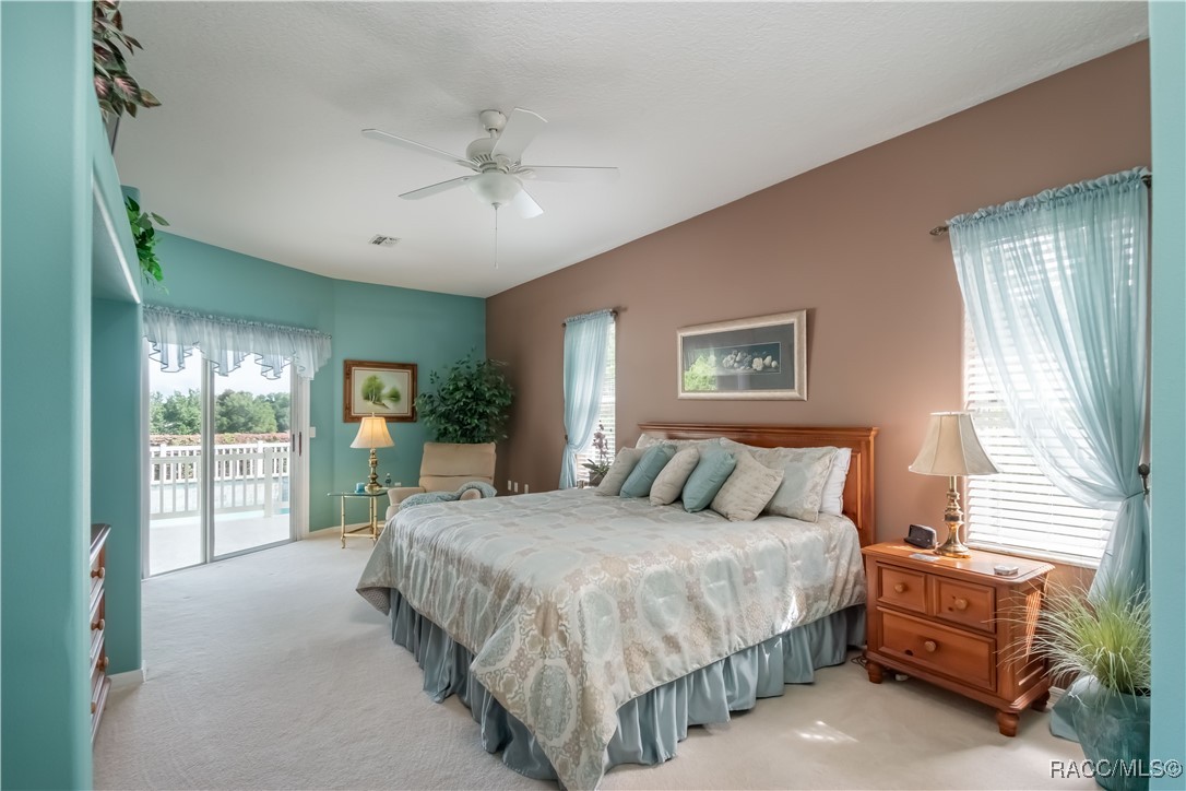 61 E Falconry Court