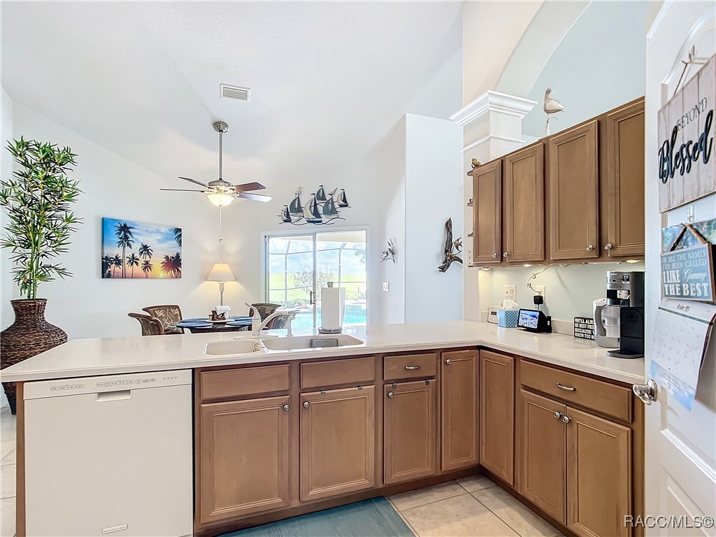 1309 N Foxrun Terrace
