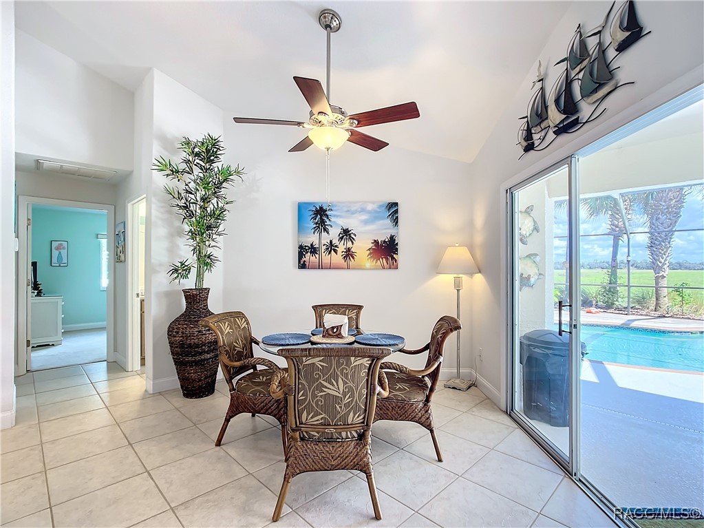 1309 N Foxrun Terrace