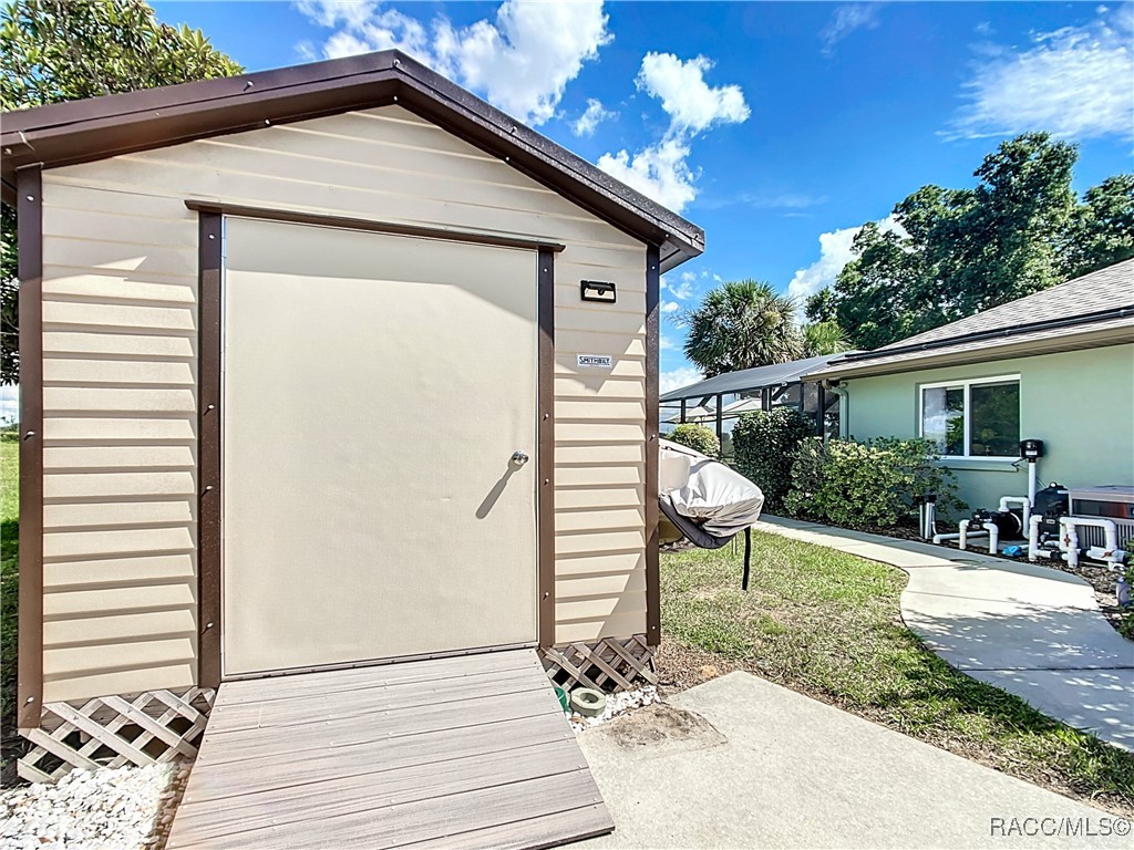1309 N Foxrun Terrace