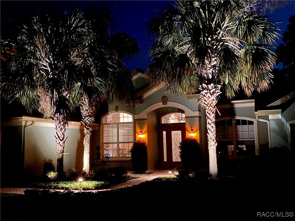 1309 N Foxrun Terrace