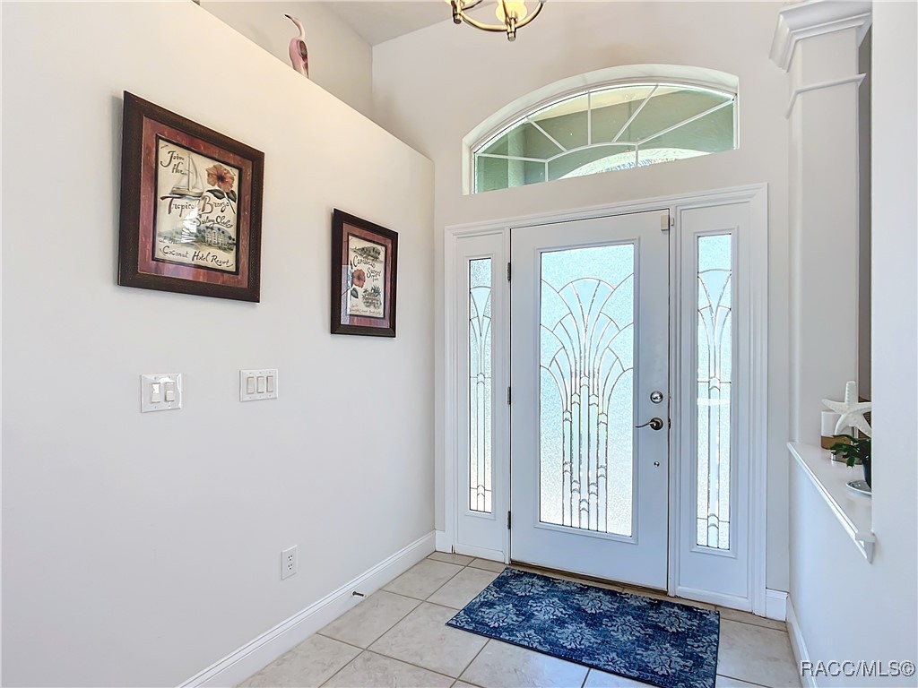 1309 N Foxrun Terrace