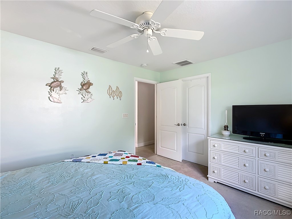 1309 N Foxrun Terrace