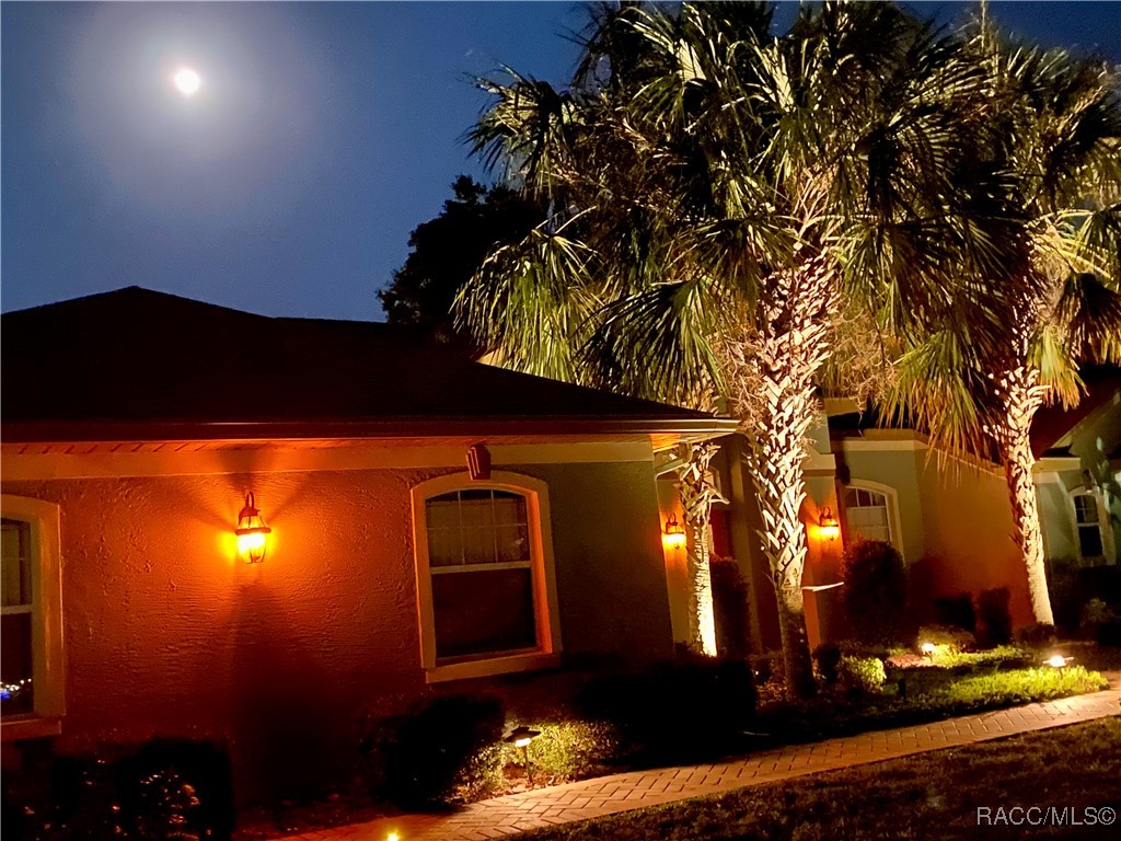 1309 N Foxrun Terrace