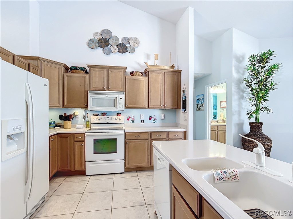1309 N Foxrun Terrace