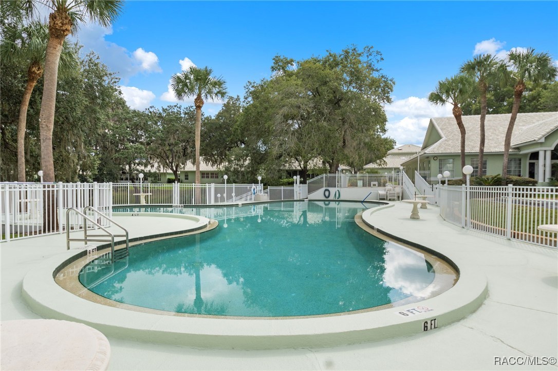 716 Balmoral Court