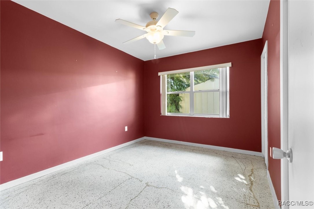6722 S Merleing Loop
