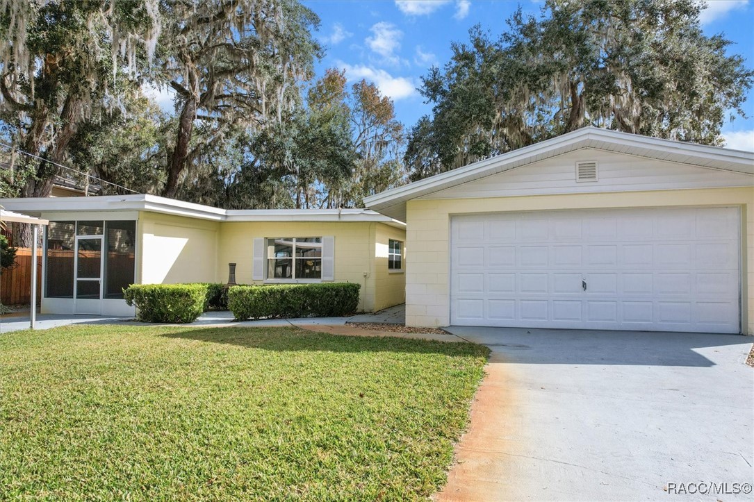 6722 S Merleing Loop