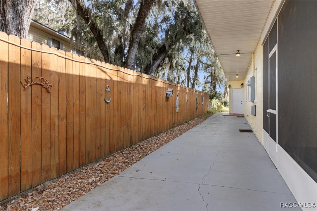 6722 S Merleing Loop