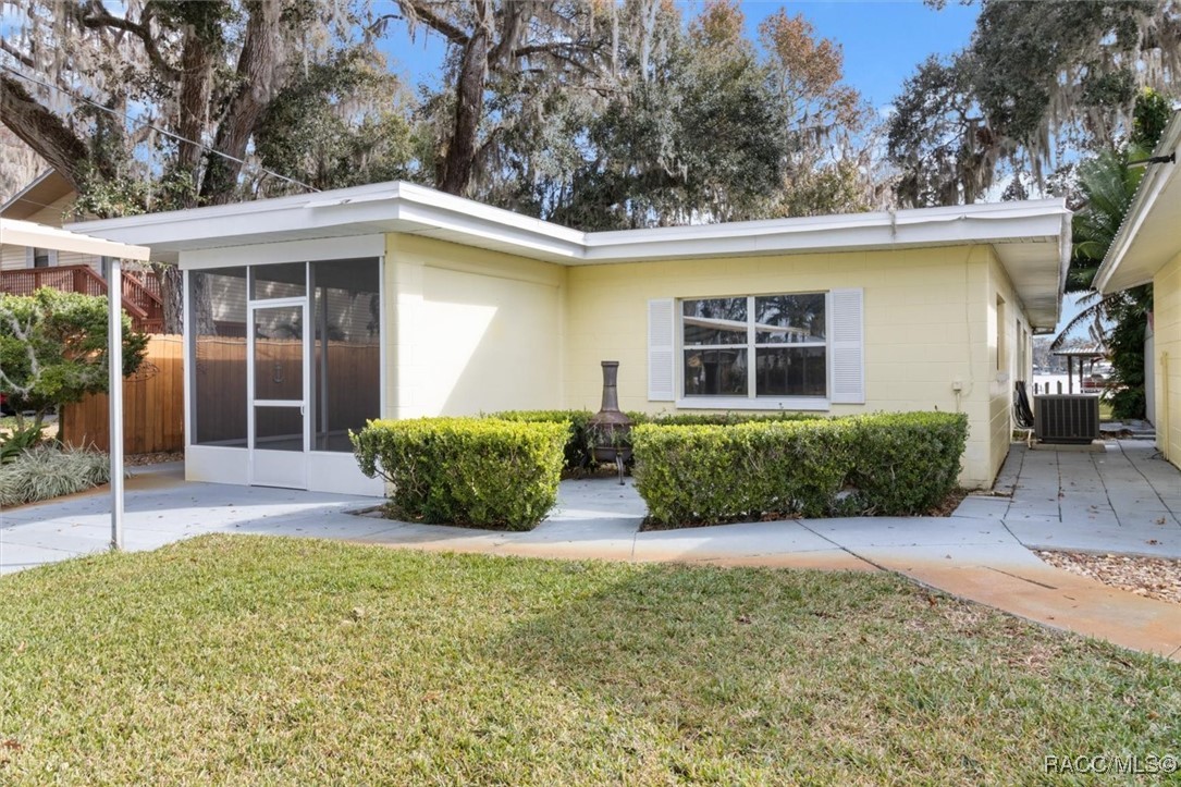 6722 S Merleing Loop