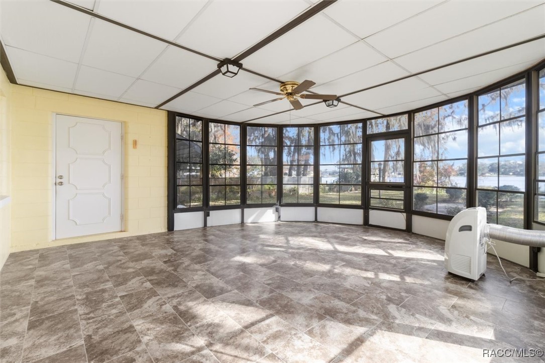 6722 S Merleing Loop