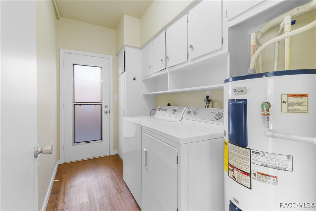 6722 S Merleing Loop