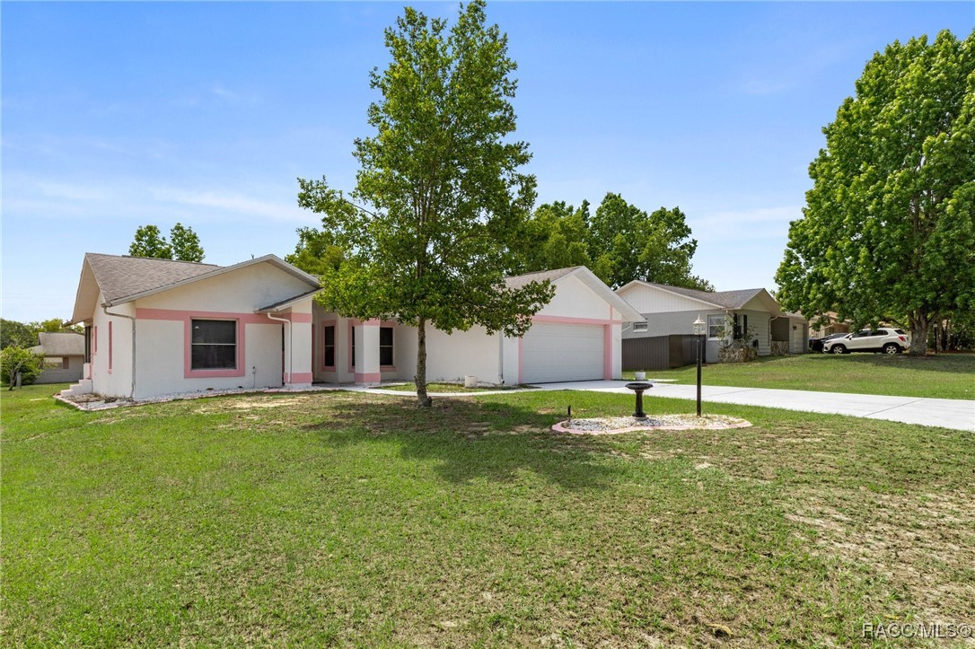 3789 N Goldencup Terrace