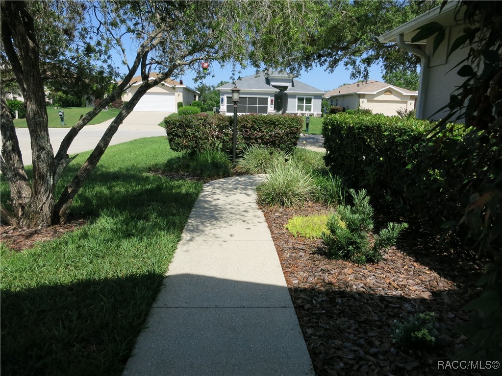 1799 W Shanelle Path