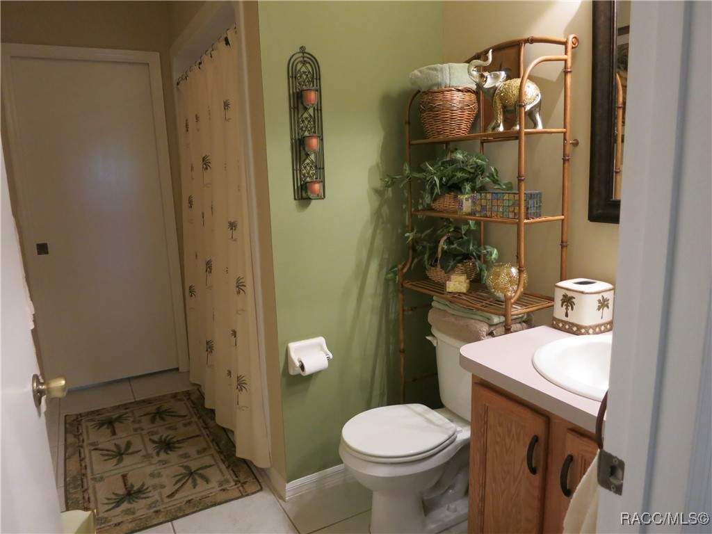 1799 W Shanelle Path