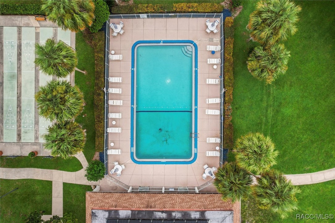 2400 Forest Drive 208