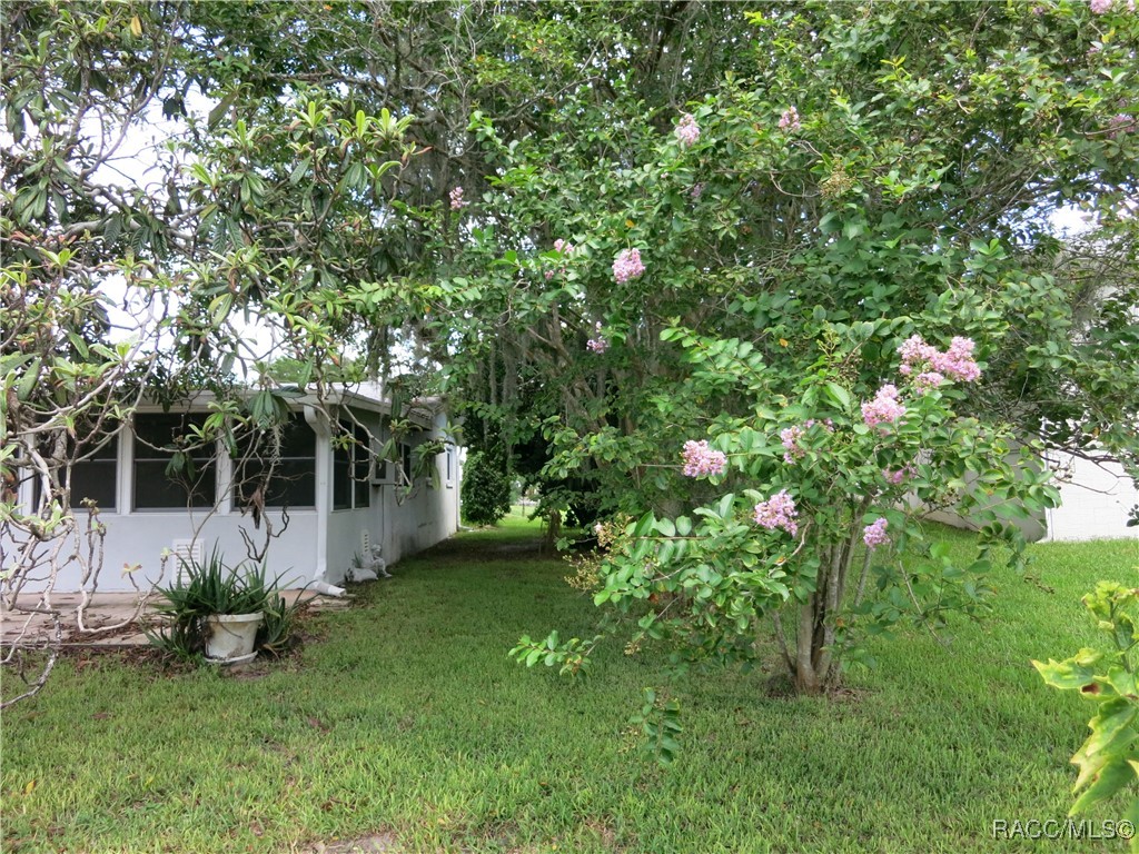3896 N Seminole Point