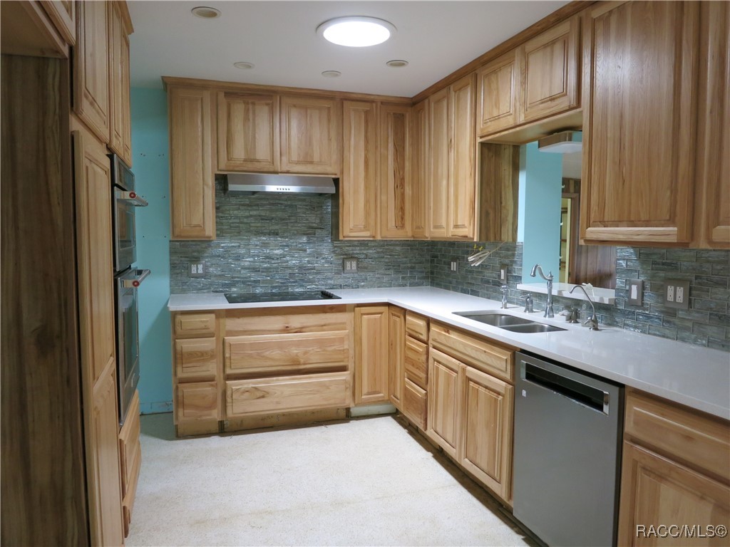 3896 N Seminole Point