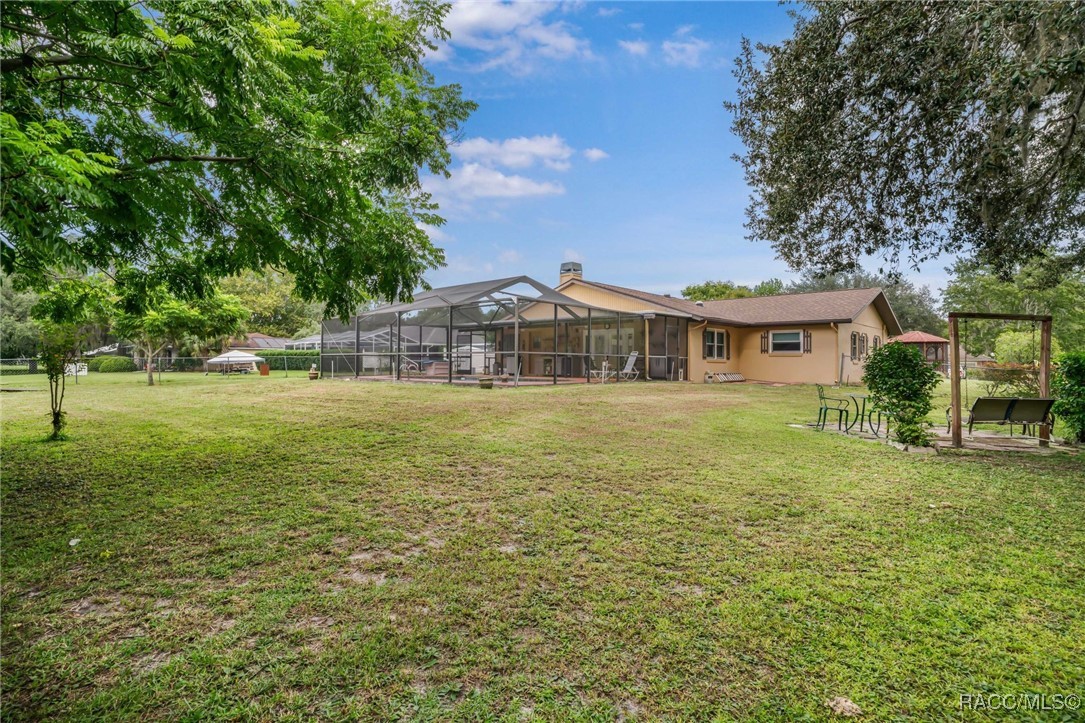 3002 S ROSE Avenue