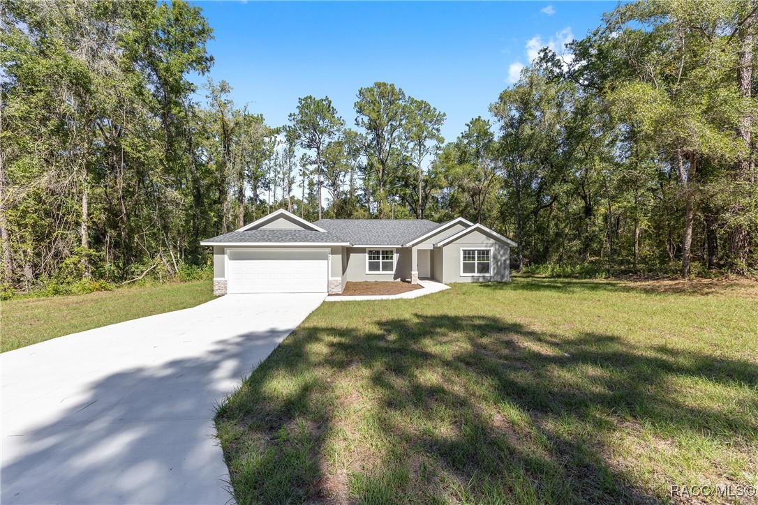 946 E Abend Drive