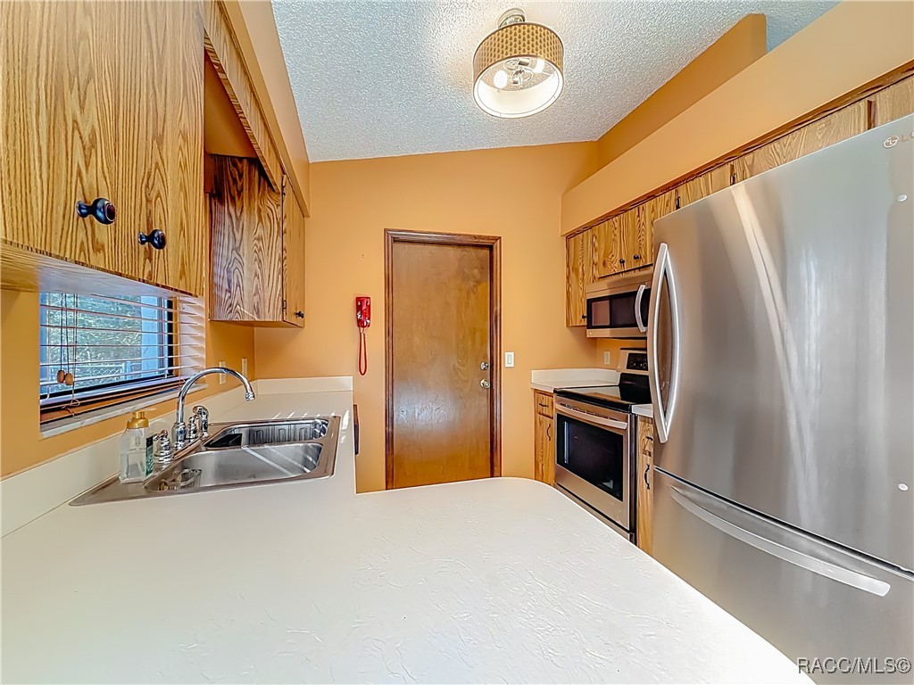 2494 W Eric Drive