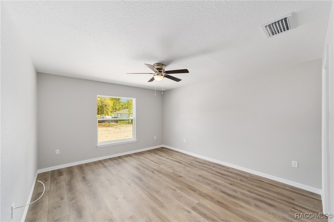 2114 W Magenta Drive