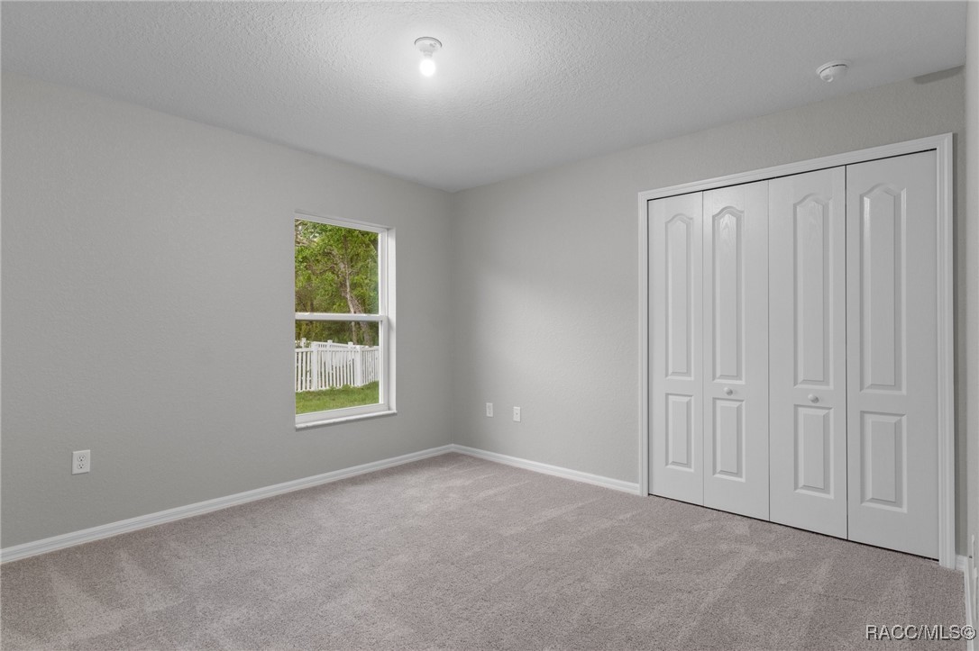 4 Palm Grass Court