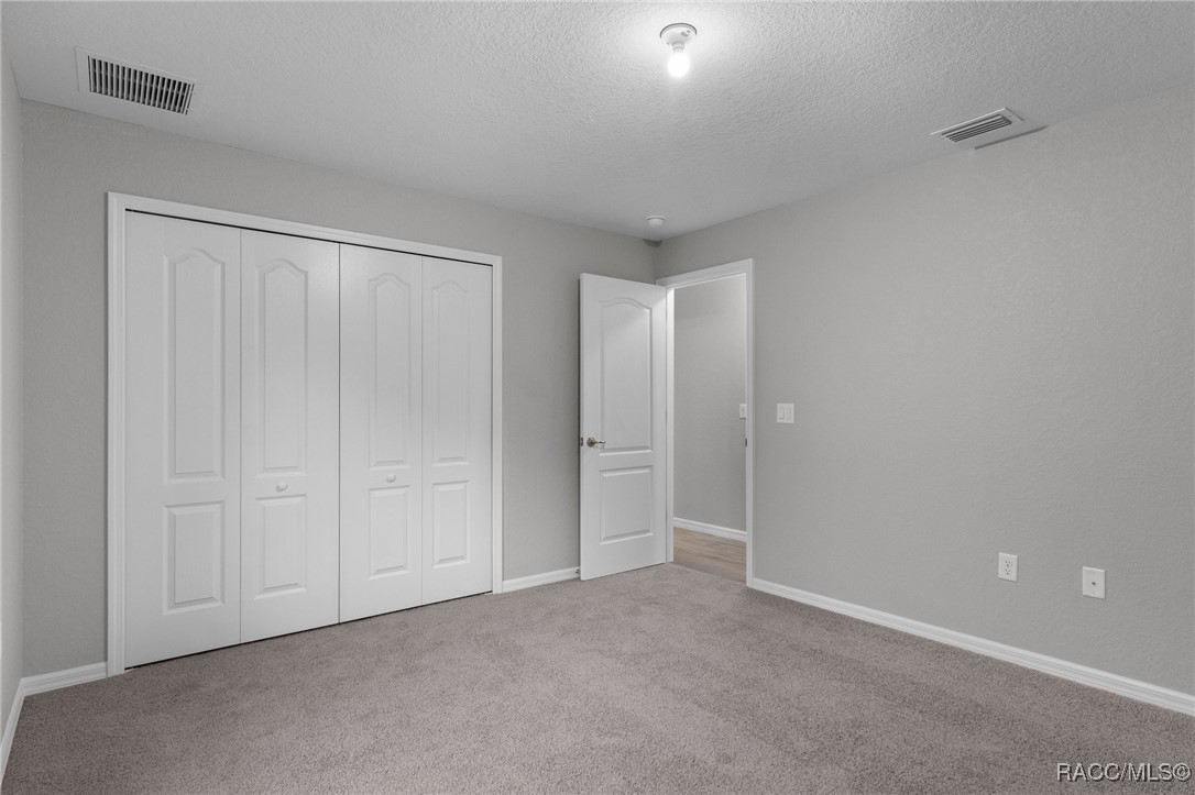 4 Palm Grass Court