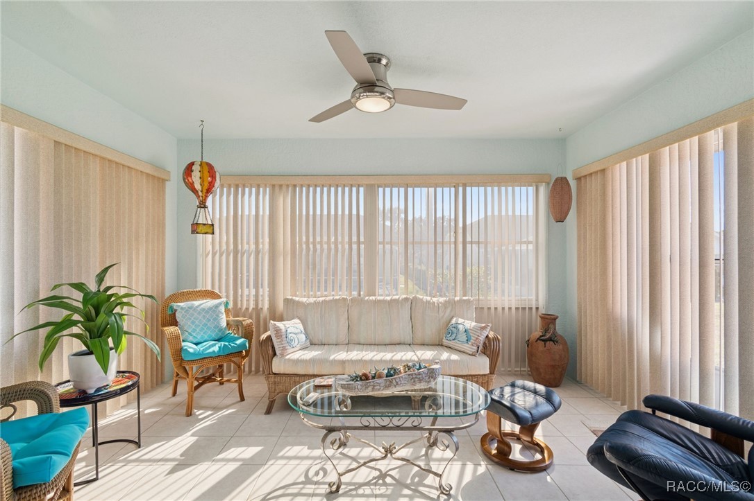 3658 E Arbor Lakes Drive